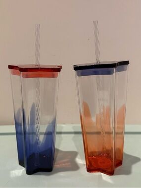 HEB Clear Acrylic Ombre Star Tumblers with Straws- 16 oz- Set of 2- NWT